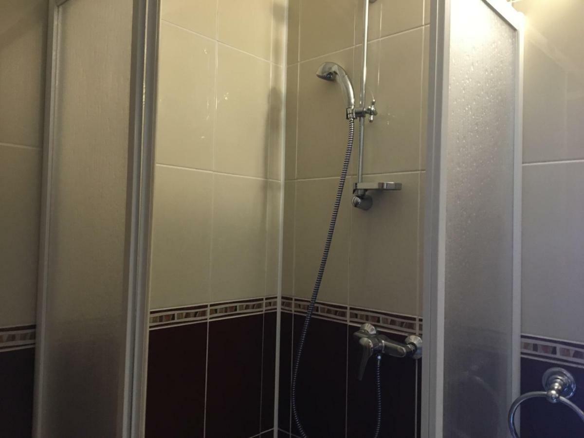 Hostel Villa Roma Lviv Kültér fotó