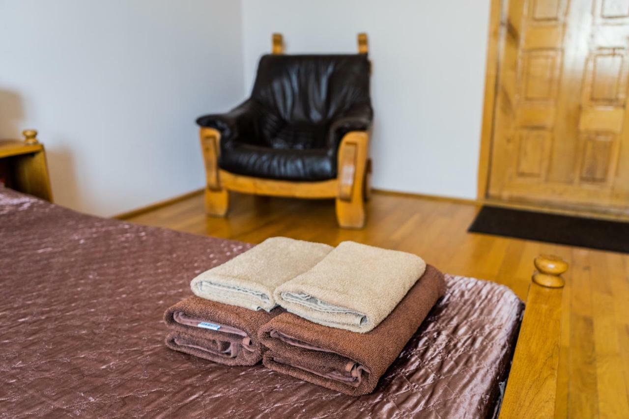 Hostel Villa Roma Lviv Kültér fotó