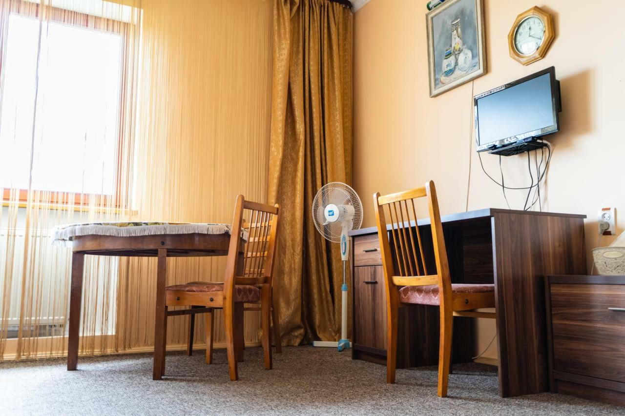Hostel Villa Roma Lviv Kültér fotó