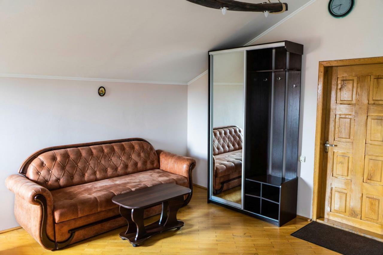 Hostel Villa Roma Lviv Kültér fotó