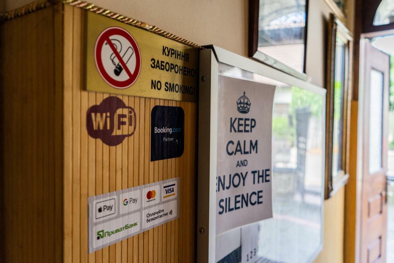 Hostel Villa Roma Lviv Kültér fotó