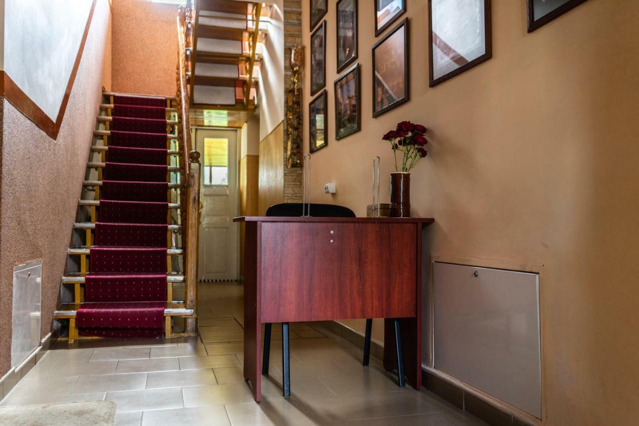 Hostel Villa Roma Lviv Kültér fotó