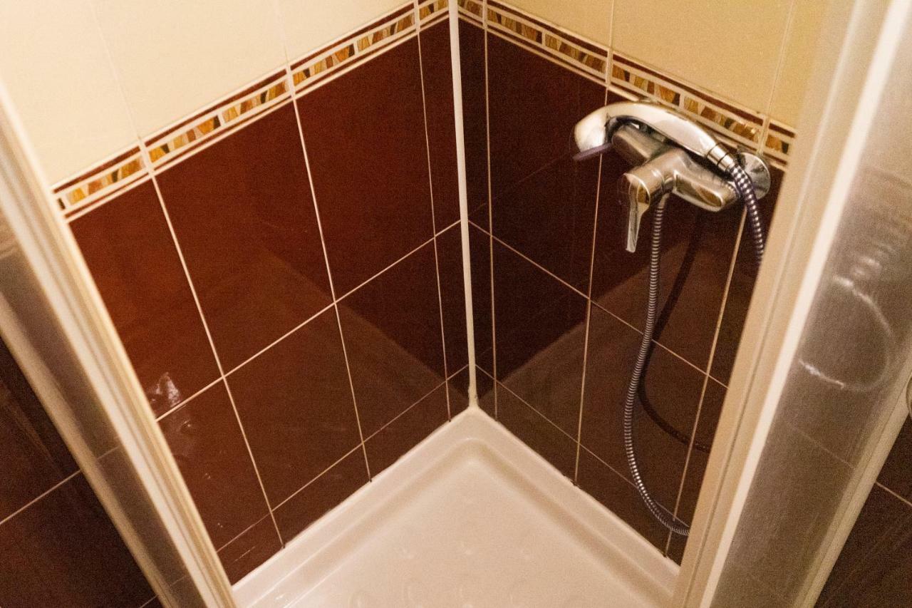 Hostel Villa Roma Lviv Kültér fotó