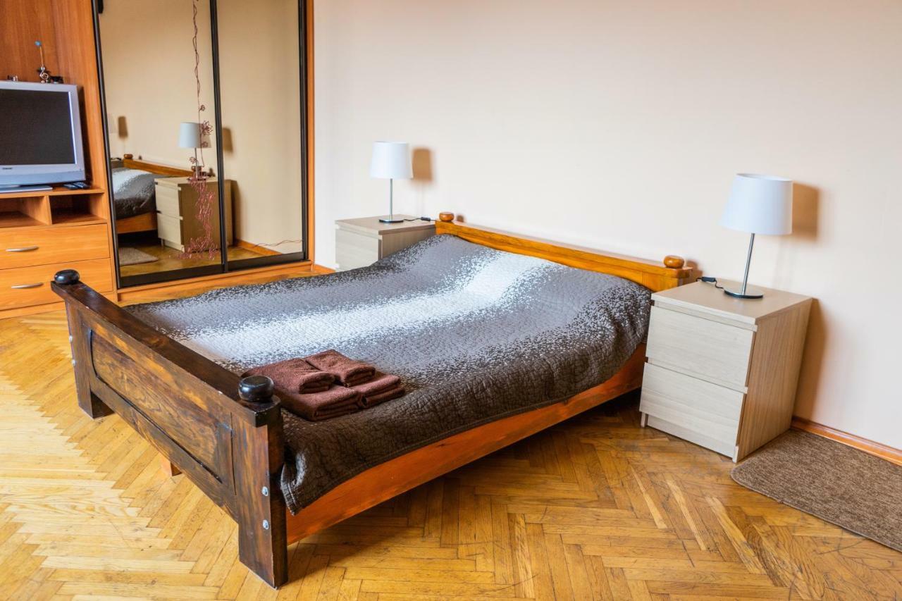 Hostel Villa Roma Lviv Kültér fotó